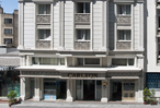 Carlton Hotel