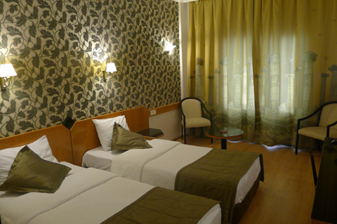 Eden Beach room