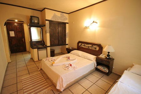 Flora Club Hotel room