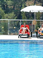 Nicholas Heights Deluxe Hotels